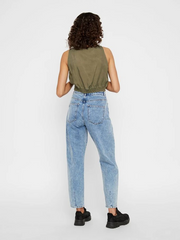 Noisy May Top Femme