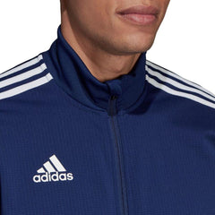 Adidas veste