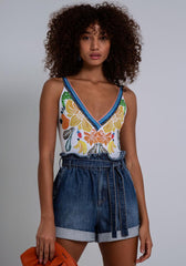 LEZ A LEZ Bodysuilt Femme